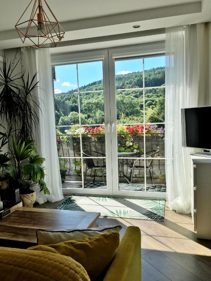 Apartament Dobre Miejsce Ustrzyki Dolne Zewnętrze zdjęcie